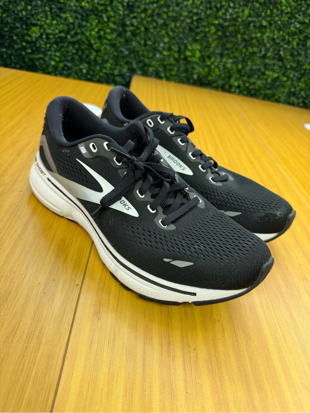 Brooks Mens Ghost 15 1103931D012 Black Running Shoes Sneakers Size 8.5